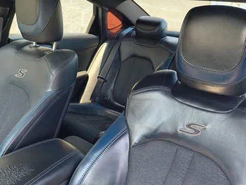 More photos of 2016 Chrysler 200 S at Wilmington Auto Center Chrysler Dodge Jeep RAM, OH