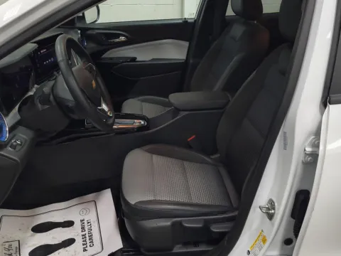 More photos of 2025 Chevrolet Trax LT at Wilmington Auto Center Chrysler Dodge Jeep RAM, OH