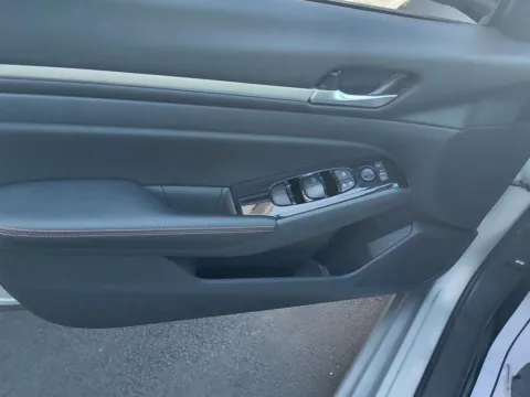More photos of 2025 Nissan Altima SR at Wilmington Auto Center Chrysler Dodge Jeep RAM, OH