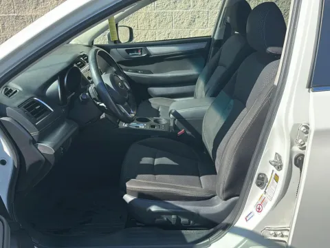 More photos of 2018 Subaru Outback Premium at Wilmington Auto Center Chrysler Dodge Jeep RAM, OH
