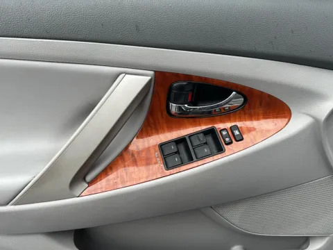 More photos of 2011 Toyota Camry XLE at Wilmington Auto Center Chrysler Dodge Jeep RAM, OH