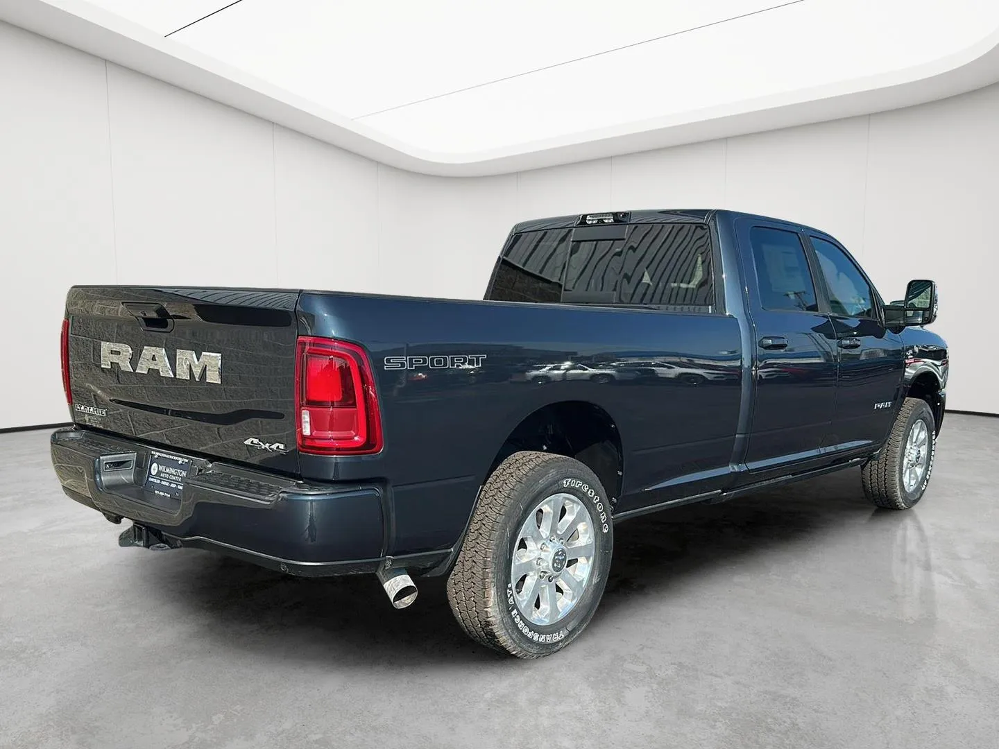 2026 RAM 3500 Laramie - Photo 3