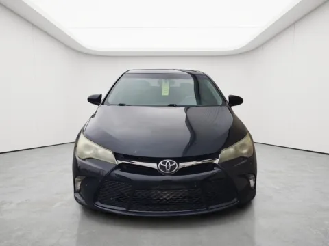 More photos of 2015 Toyota Camry SE at Wilmington Auto Center Chrysler Dodge Jeep RAM, OH