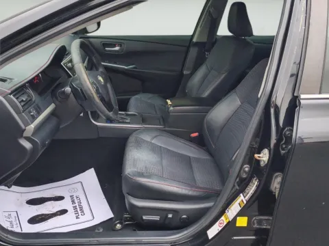 More photos of 2015 Toyota Camry SE at Wilmington Auto Center Chrysler Dodge Jeep RAM, OH