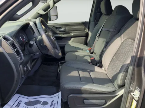 More photos of 2027 Ram 1500 Warlock at Wilmington Auto Center Chrysler Dodge Jeep RAM, OH