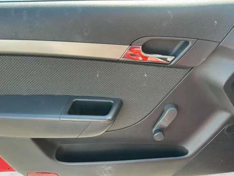 More photos of 2007 Chevrolet Aveo LS at Wilmington Auto Center Chrysler Dodge Jeep RAM, OH