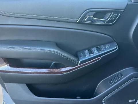 More photos of 2020 GMC Yukon SLT at Wilmington Auto Center Chrysler Dodge Jeep RAM, OH