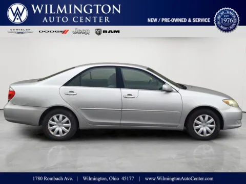 Silver 2006 Toyota Camry LE for sale in Wilmington, OH