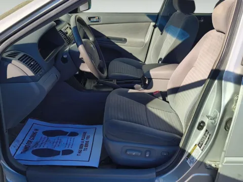 More photos of 2006 Toyota Camry LE at Wilmington Auto Center Chrysler Dodge Jeep RAM, OH