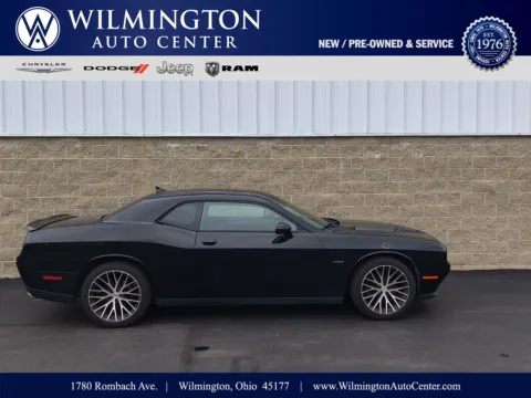Black 2015 Dodge Challenger R/T Plus for sale in Wilmington, OH