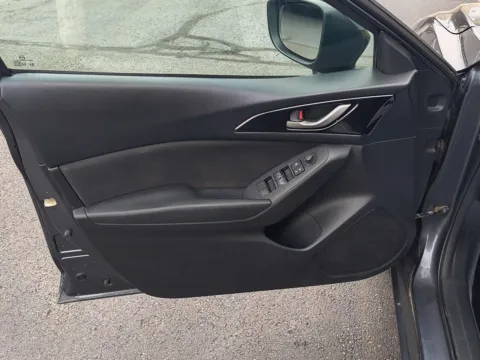 More photos of 2015 Mazda Mazda3 i Sport at Wilmington Auto Center Chrysler Dodge Jeep RAM, OH