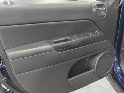 More photos of 2015 Jeep Compass Sport at Wilmington Auto Center Chrysler Dodge Jeep RAM, OH