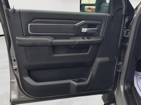 More photos of 2027 Ram 3500 Big Horn at Wilmington Auto Center Chrysler Dodge Jeep RAM, OH