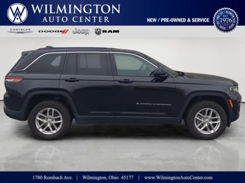 Black 2025 Jeep Grand Cherokee Laredo X for sale in Wilmington, OH
