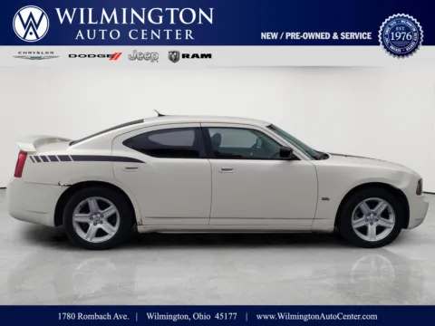 White 2008 Dodge Charger for sale in Wilmington, OH