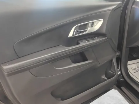 More photos of 2017 Chevrolet Equinox LT at Wilmington Auto Center Chrysler Dodge Jeep RAM, OH