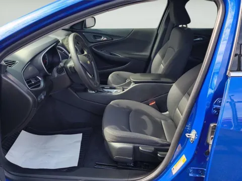 More photos of 2023 Chevrolet Malibu LS at Wilmington Auto Center Chrysler Dodge Jeep RAM, OH