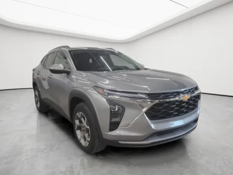 Photos of 2025 Chevrolet Trax LT for sale in Wilmington, OH at Wilmington Auto Center Chrysler Dodge Jeep RAM