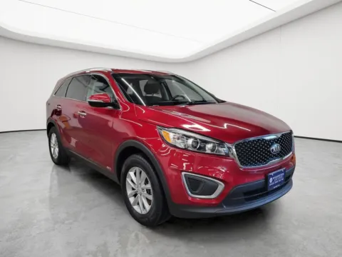Photos of 2018 Kia Sorento LX for sale in Wilmington, OH at Wilmington Auto Center Chrysler Dodge Jeep RAM