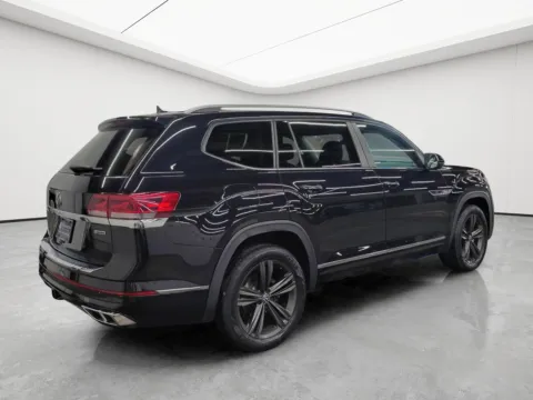 Another view of 2022 Volkswagen Atlas 3.6L V6 SEL R-Line for sale in Wilmington, OH at Wilmington Auto Center Chrysler Dodge Jeep RAM