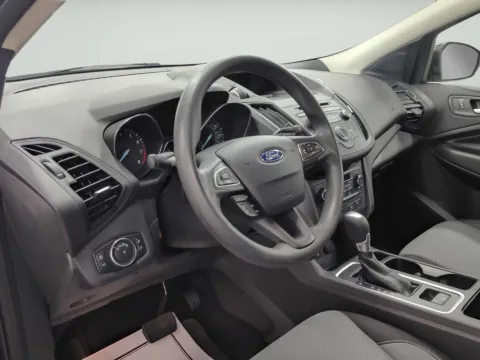 More photos of 2017 Ford Escape SE at Wilmington Auto Center Chrysler Dodge Jeep RAM, OH