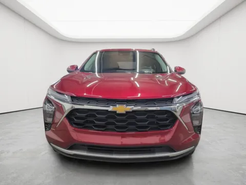 More photos of 2025 Chevrolet Trax LT at Wilmington Auto Center Chrysler Dodge Jeep RAM, OH