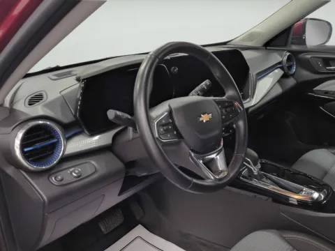 More photos of 2025 Chevrolet Trax LT at Wilmington Auto Center Chrysler Dodge Jeep RAM, OH