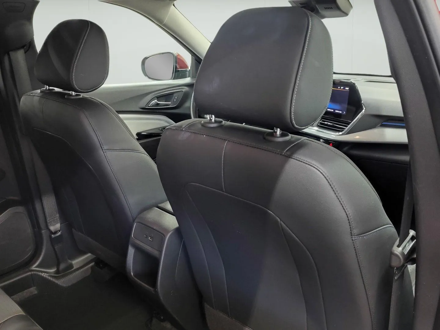 2025 Chevrolet Trax LT - Photo 25