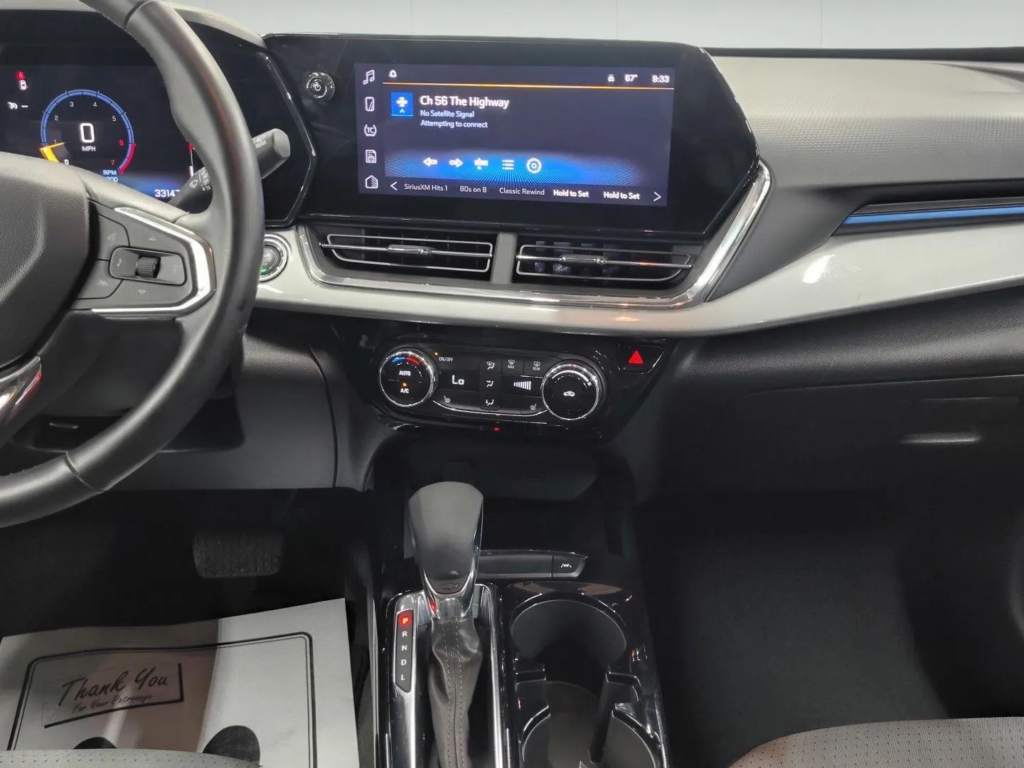 2025 Chevrolet Trax LT - Photo 14