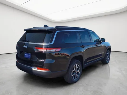 Another view of 2027 Jeep Grand Cherokee L Laredo X for sale in Wilmington, OH at Wilmington Auto Center Chrysler Dodge Jeep RAM