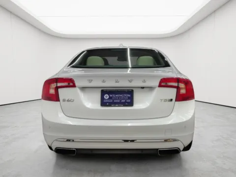 More photos of 2017 Volvo S60 Inscription Platinum at Wilmington Auto Center Chrysler Dodge Jeep RAM, OH