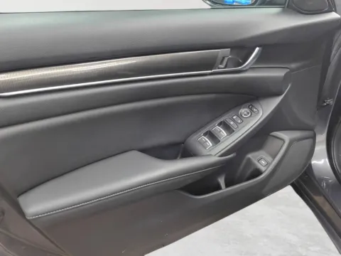 More photos of 2019 Honda Accord Sport at Wilmington Auto Center Chrysler Dodge Jeep RAM, OH