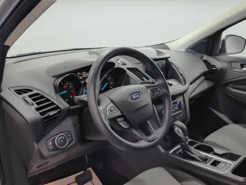 More photos of 2019 Ford Escape SE at Wilmington Auto Center Chrysler Dodge Jeep RAM, OH