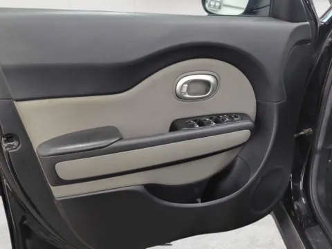 More photos of 2018 Kia Soul at Wilmington Auto Center Chrysler Dodge Jeep RAM, OH