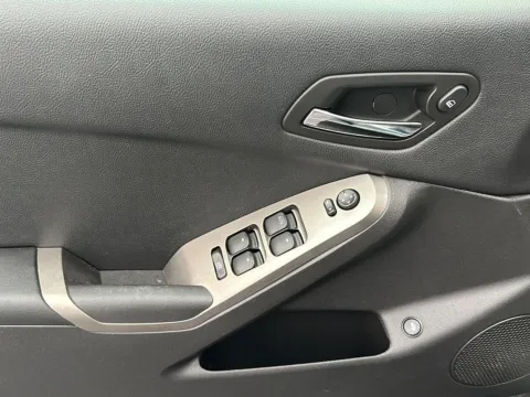 More photos of 2007 Pontiac G6 GT at Wilmington Auto Center Chrysler Dodge Jeep RAM, OH