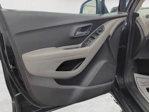 More photos of 2015 Chevrolet Trax LS at Wilmington Auto Center Chrysler Dodge Jeep RAM, OH