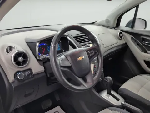 More photos of 2015 Chevrolet Trax LS at Wilmington Auto Center Chrysler Dodge Jeep RAM, OH