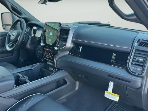 More photos of 2027 Ram 3500 Limited at Wilmington Auto Center Chrysler Dodge Jeep RAM, OH