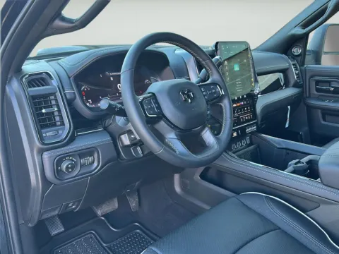More photos of 2027 Ram 3500 Limited at Wilmington Auto Center Chrysler Dodge Jeep RAM, OH