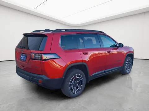 More photos of 2027 Jeep Cherokee Laredo at Wilmington Auto Center Chrysler Dodge Jeep RAM, OH