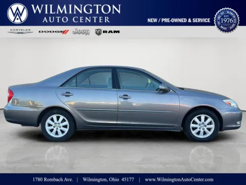 Gray 2004 Toyota Camry XLE for sale in Wilmington, OH