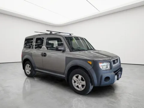 Photos of 2005 Honda Element EX for sale in Wilmington, OH at Wilmington Auto Center Chrysler Dodge Jeep RAM