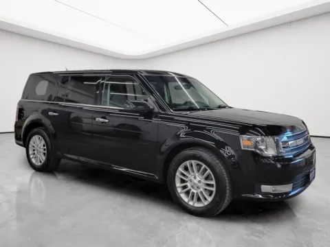 Photos of 2019 Ford Flex SEL for sale in Wilmington, OH at Wilmington Auto Center Chrysler Dodge Jeep RAM