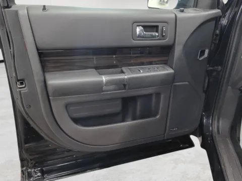 More photos of 2019 Ford Flex SEL at Wilmington Auto Center Chrysler Dodge Jeep RAM, OH