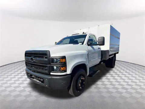 White 2021 Chevrolet Silverado 4500HD Work Truck for sale in Newnan, GA