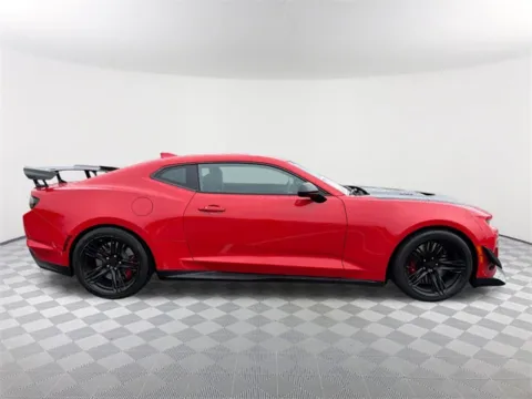 More photos of 2020 Chevrolet Camaro ZL1 at Southtowne Chevrolet Buick GMC, GA