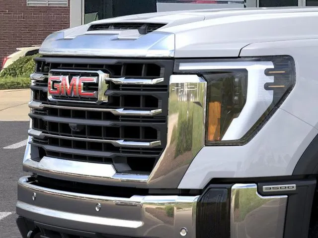 2026 GMC Sierra 3500HD SLT - Photo 13