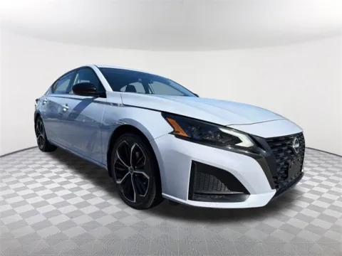 Another view of 2023 Nissan Altima 2.5 SR for sale in Newnan, GA at Southtowne Chevrolet Buick GMC