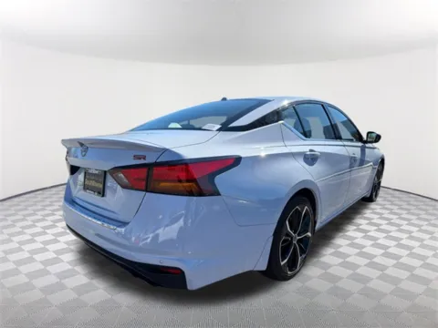 More photos of 2023 Nissan Altima 2.5 SR at Southtowne Chevrolet Buick GMC, GA