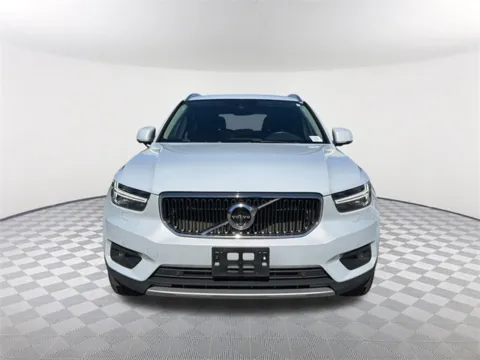 Photos of 2021 Volvo XC40 Momentum for sale in Newnan, GA at Southtowne Chevrolet Buick GMC